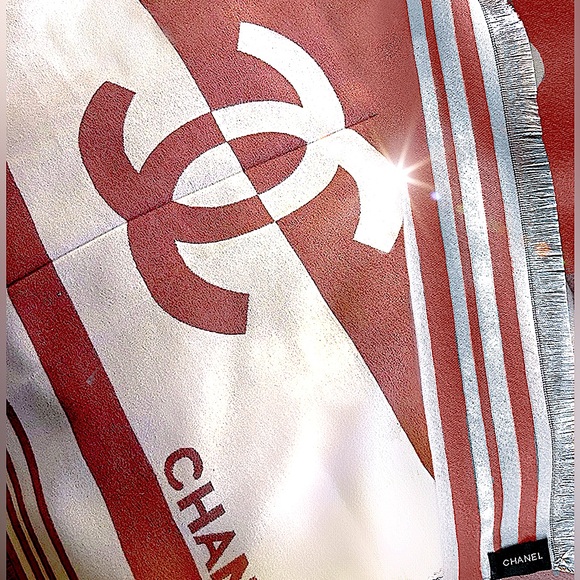 Authentic CHANEL Rose Pastel Color Theme Scarf. - Picture 8 of 17